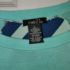 Womans shirt. Very comfy